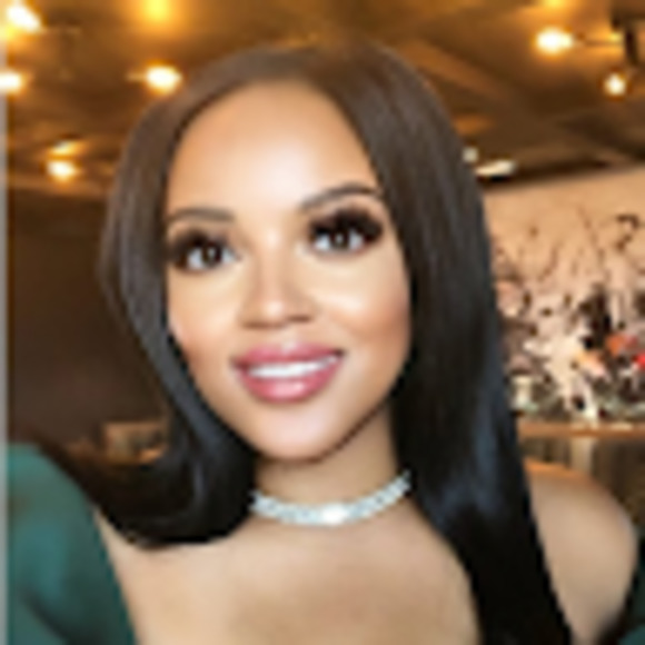 Meet your Posher, Geneviève - Picture 1 of 1